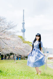 つきの