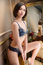 ひとみ
